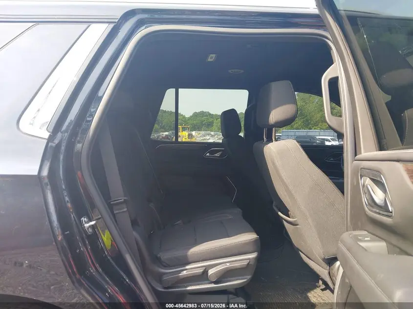 2022 CHEVROLET TAHOE 4WD LS