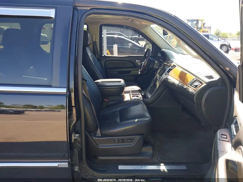 2012 CADILLAC ESCALADE PLATINUM EDITION