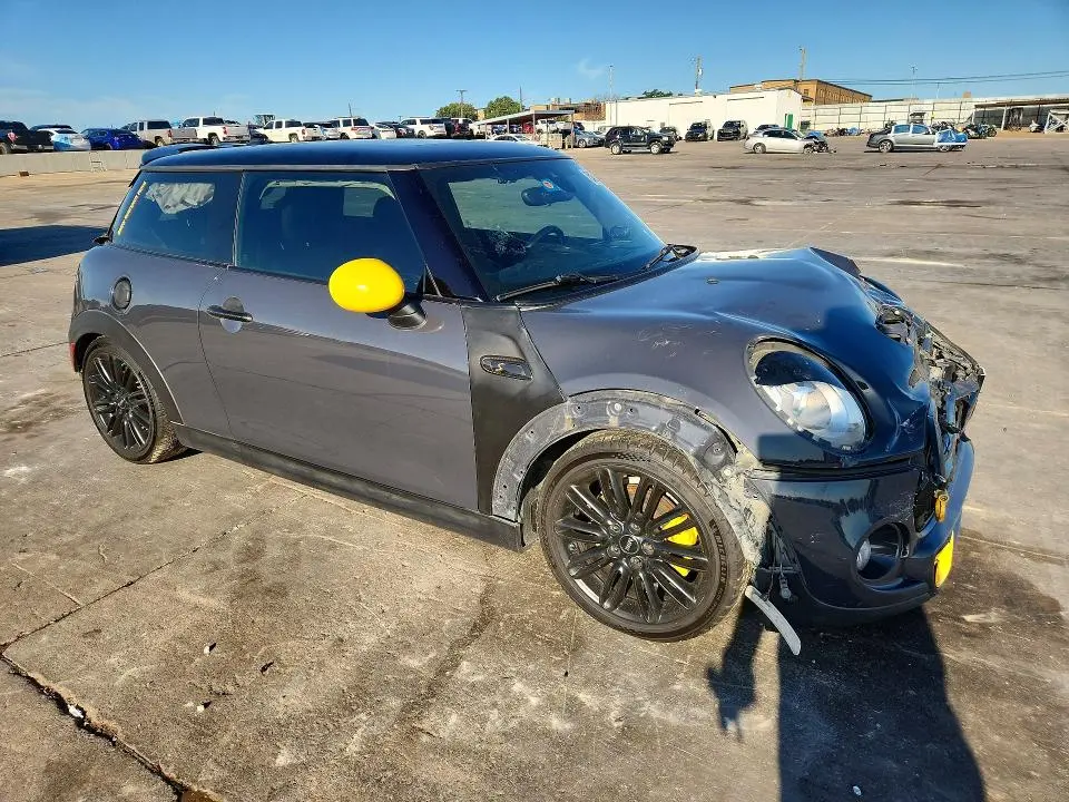 2015 MINI COOPER S  