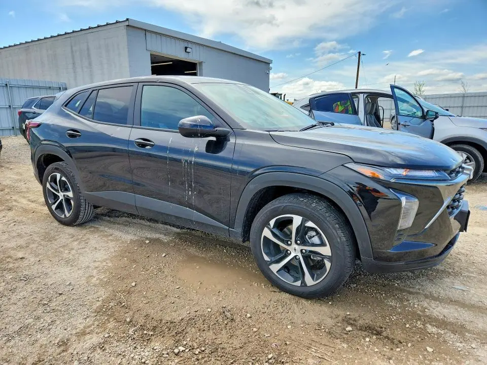 2025 CHEVROLET TRAX 1RS  
