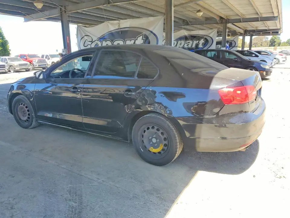 2011 VOLKSWAGEN JETTA SE  