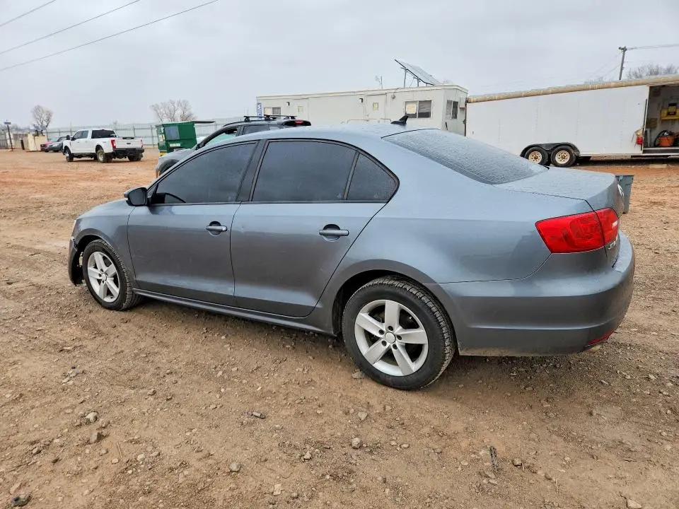 2011 VOLKSWAGEN JETTA TDI  