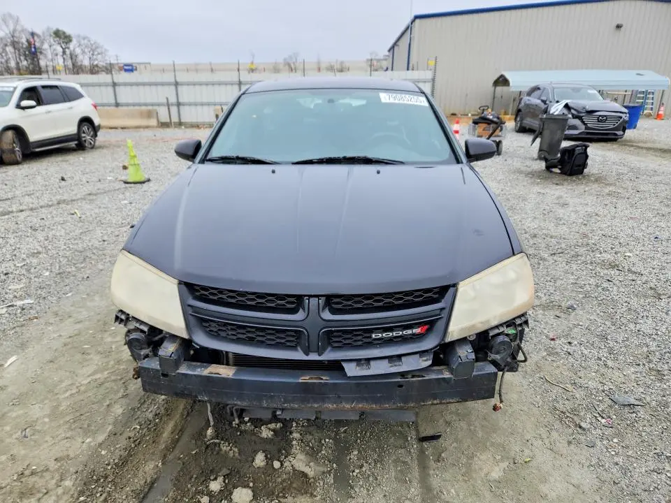 2013 DODGE AVENGER R  
