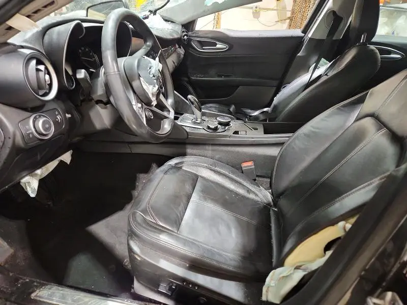 2017 ALFA ROMEO GIULIA Q4  