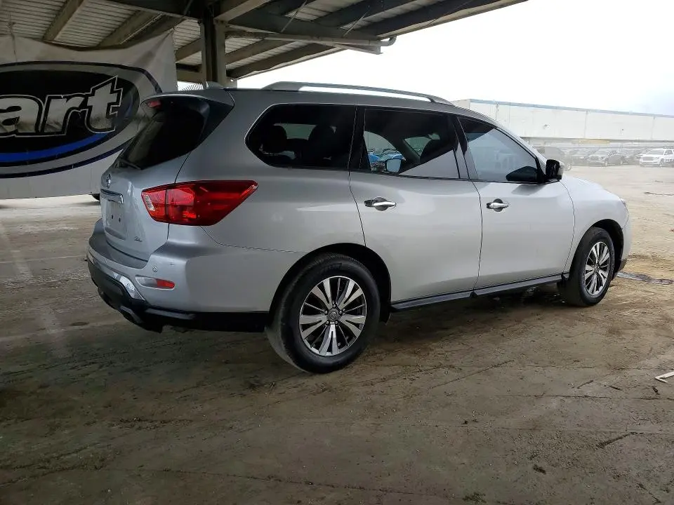 2020 NISSAN PATHFINDER SL  