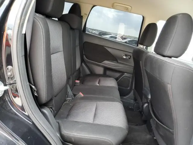 2015 MITSUBISHI OUTLANDER ES  