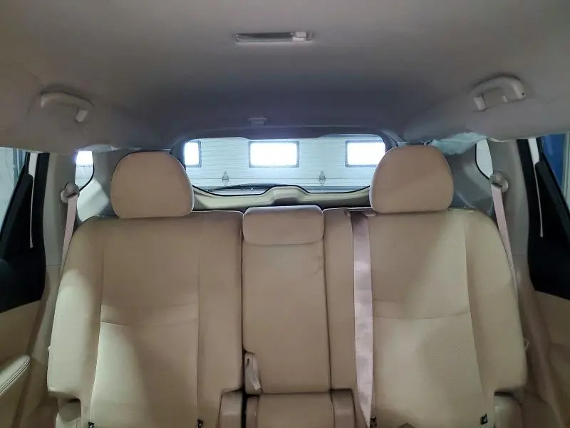 2015 NISSAN ROGUE S  