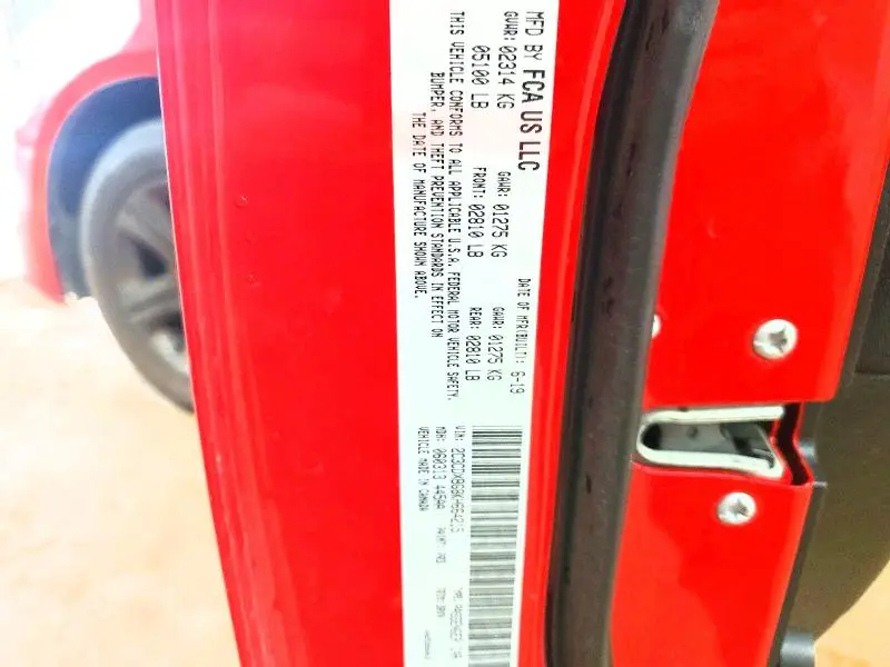 2019 DODGE CHARGER SXT  