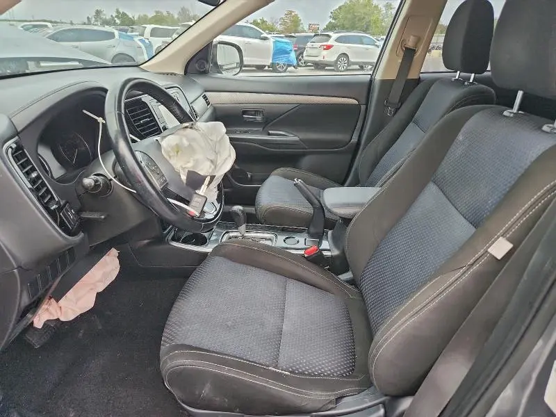 2017 MITSUBISHI OUTLANDER ES  