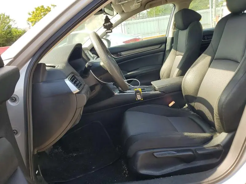2019 HONDA ACCORD LX  