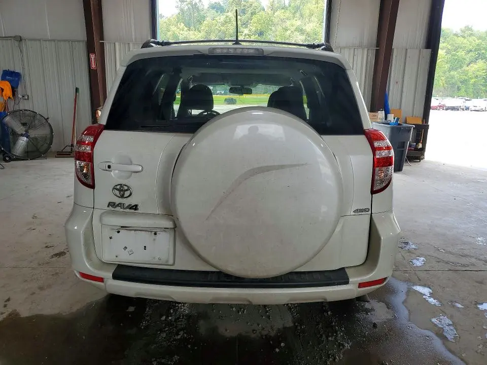 2011 TOYOTA RAV4 LIMITED  