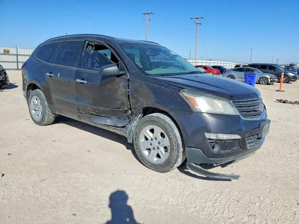 2017 CHEVROLET TRAVERSE LS  