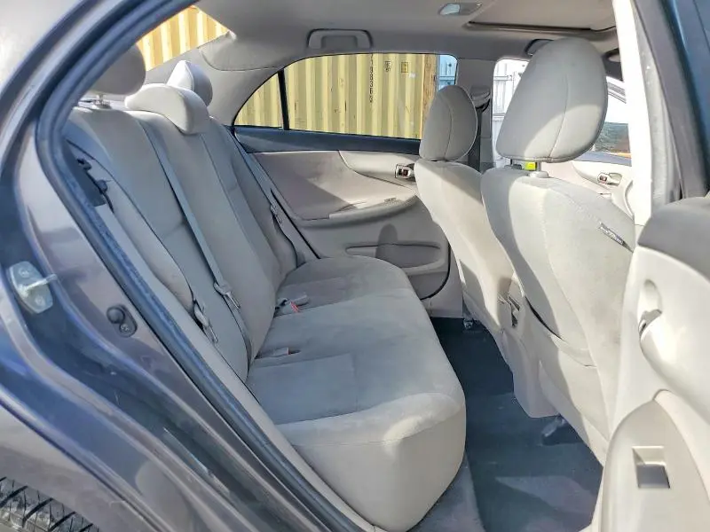 2012 TOYOTA COROLLA LE  