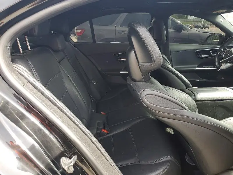 2022 MERCEDES-BENZ C 300  