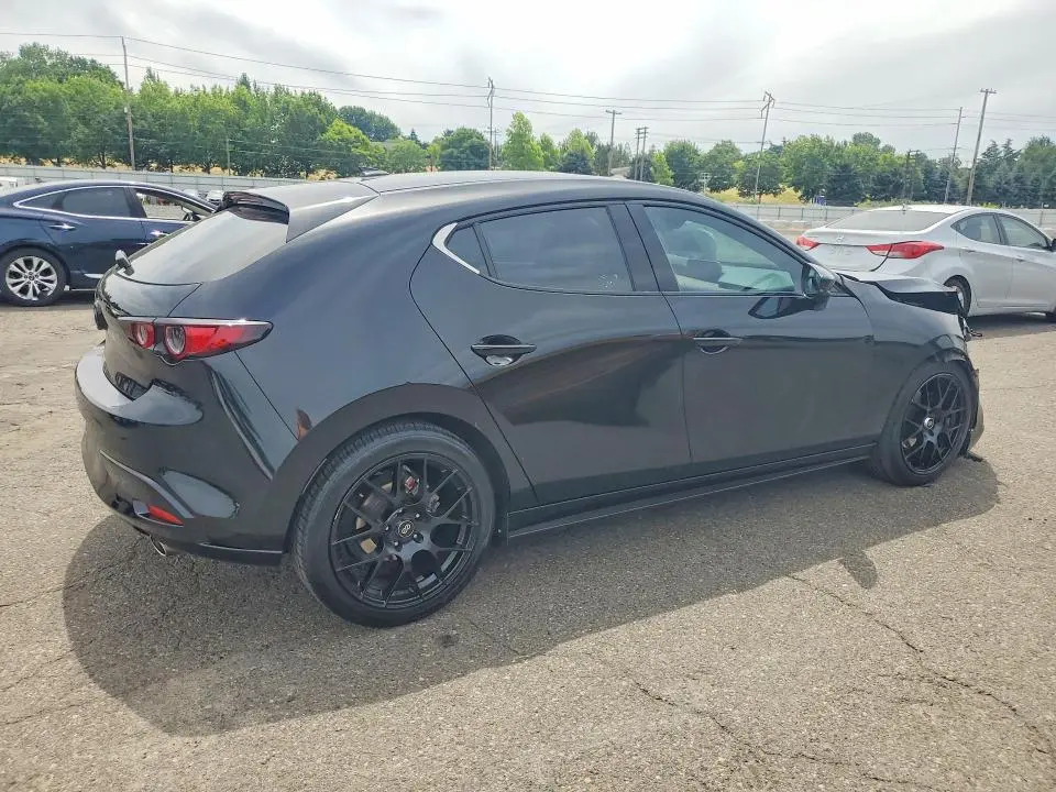 2020 MAZDA 3 PREMIUM  