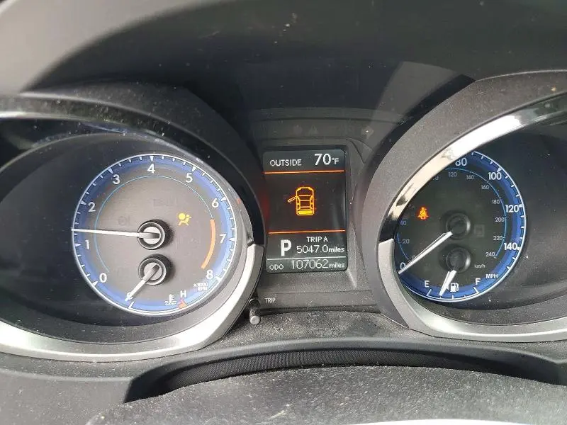 2015 TOYOTA COROLLA S PLUS  