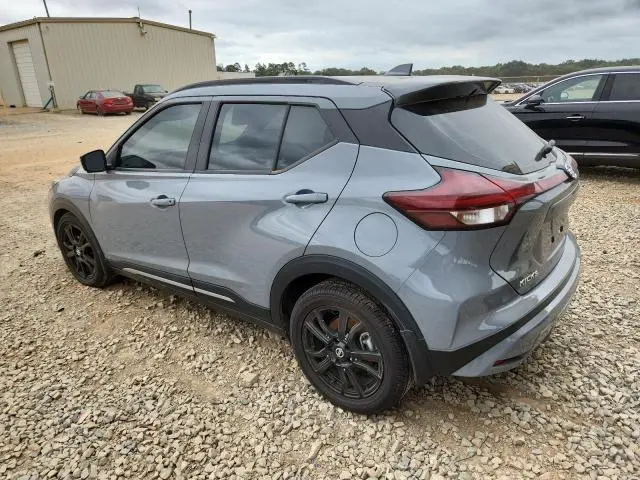 2021 NISSAN KICKS SR  