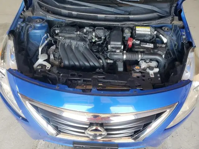 2015 NISSAN VERSA S  