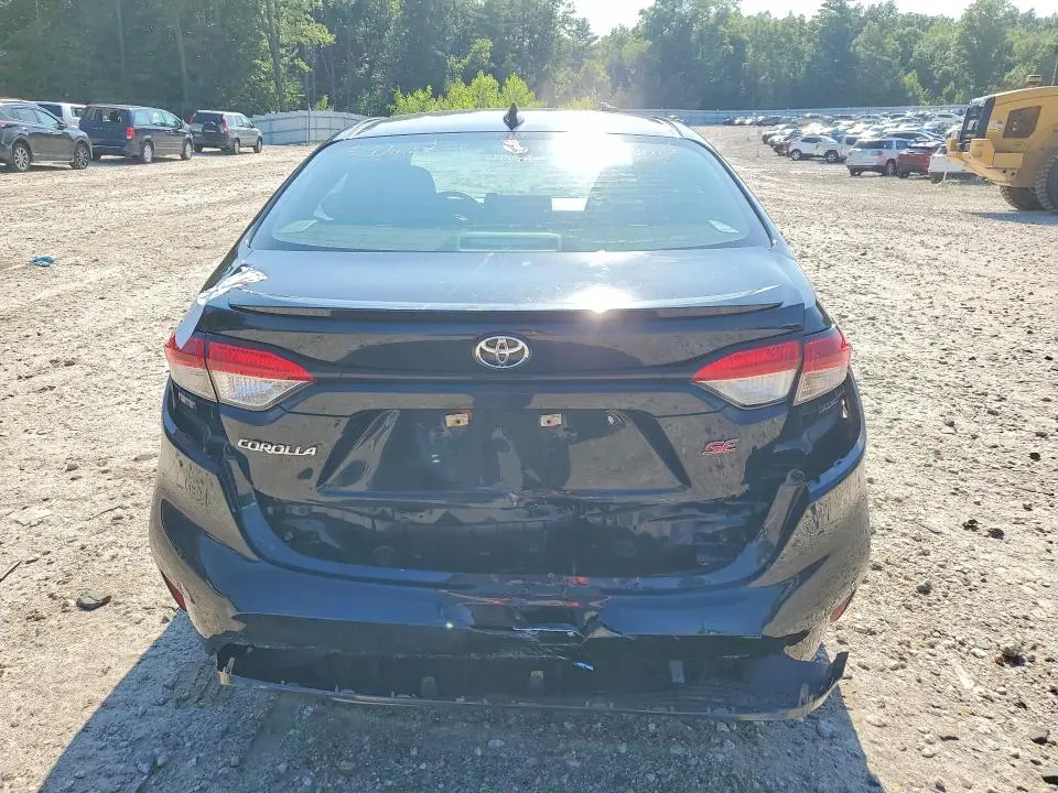 2021 TOYOTA COROLLA SE  