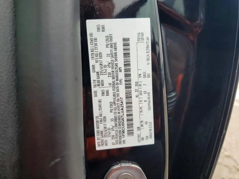 2020 FORD ESCAPE SE  