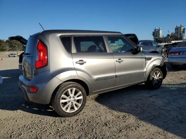 2013 KIA SOUL +  