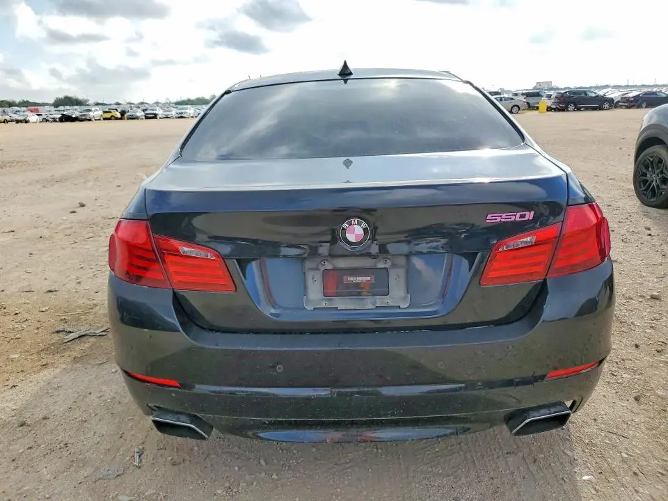 2012 BMW 550 XI  