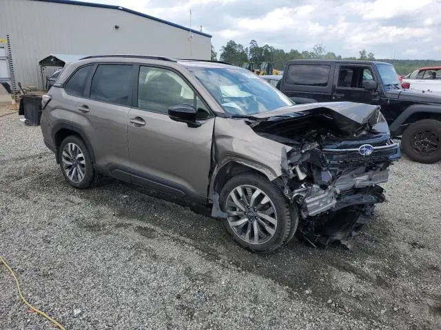 2025 SUBARU FORESTER TOURING  