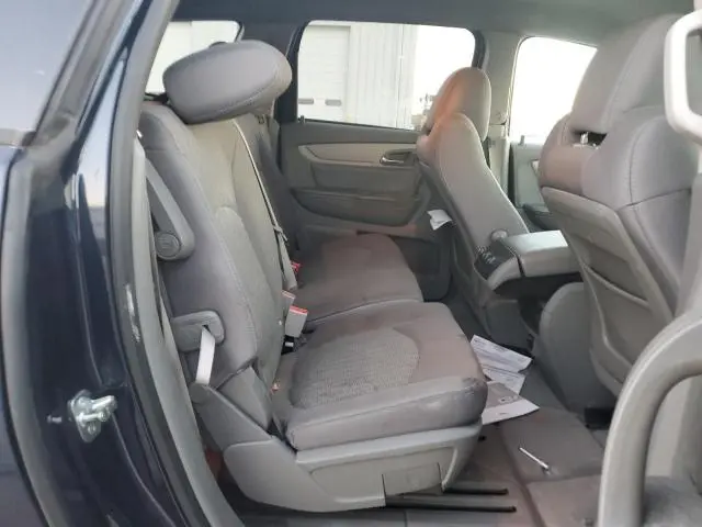 2016 CHEVROLET TRAVERSE LS  