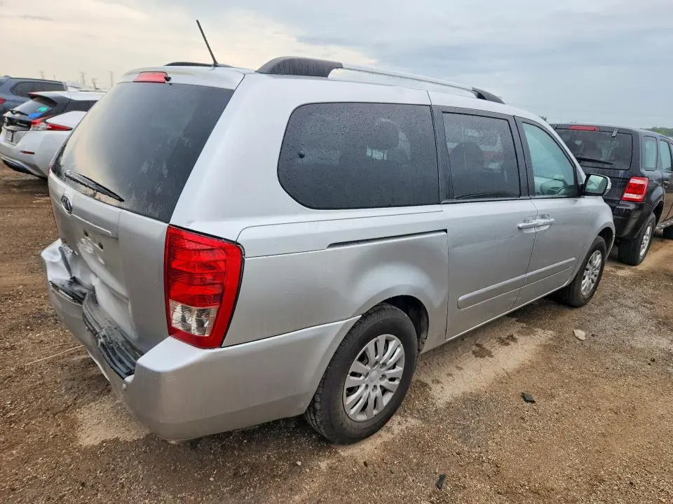 2012 KIA SEDONA LX  