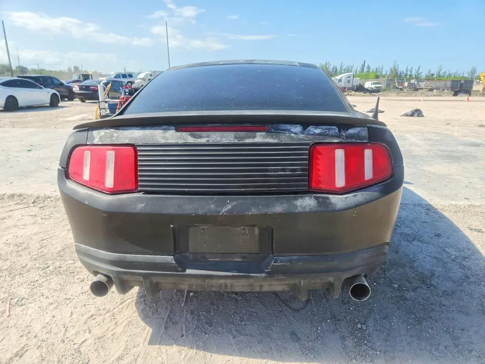 2010 FORD MUSTANG   