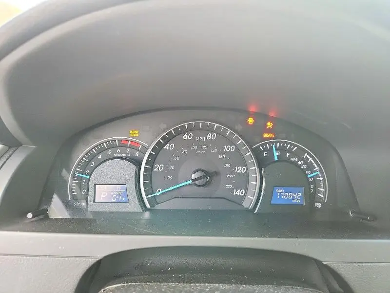 2013 TOYOTA CAMRY LE  