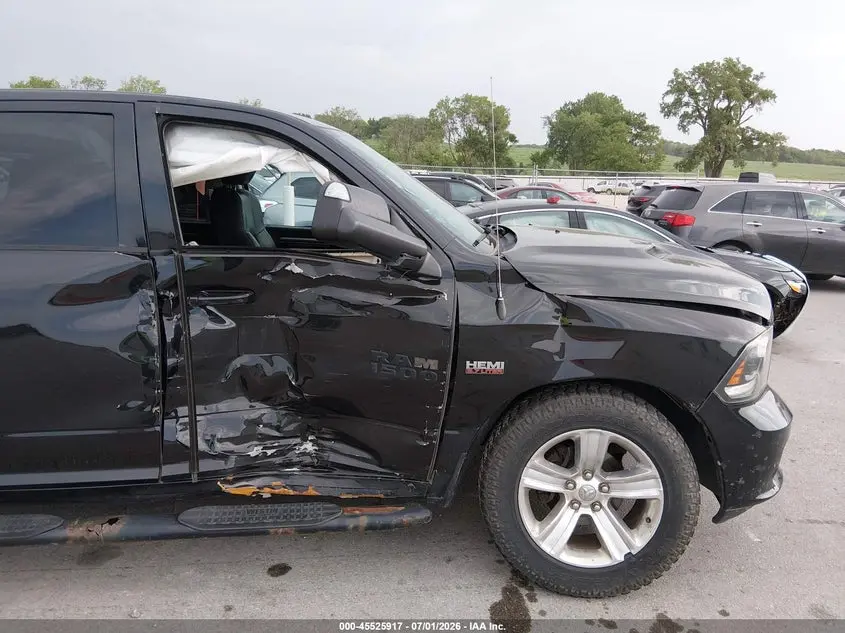 2015 RAM 1500 SPORT