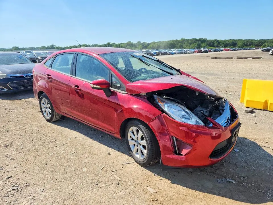 2013 FORD FIESTA SE  