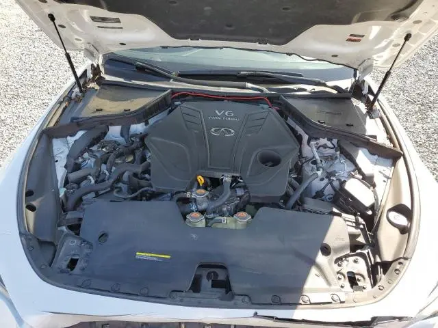 2021 INFINITI Q60 LUXE  