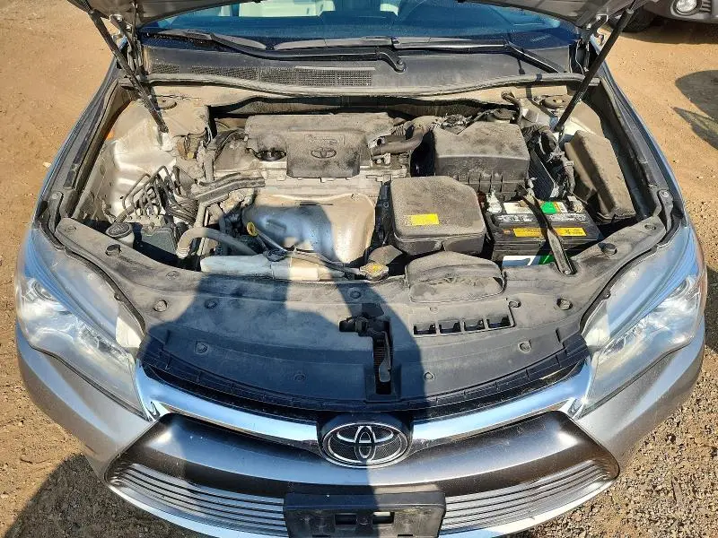 2015 TOYOTA CAMRY XLE  