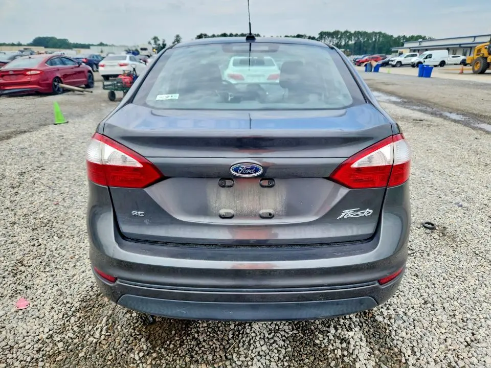 2017 FORD FIESTA SE  