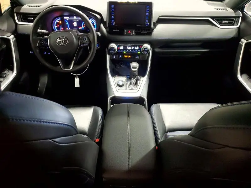 2019 TOYOTA RAV4 XSE  