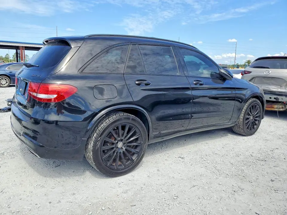 2017 MERCEDES-BENZ GLC 43 4MATIC AMG  