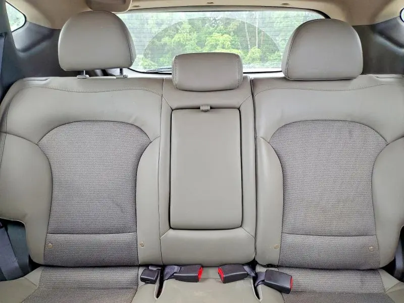 2015 HYUNDAI TUCSON SE  