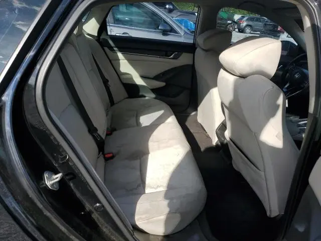 2018 HONDA ACCORD LX  