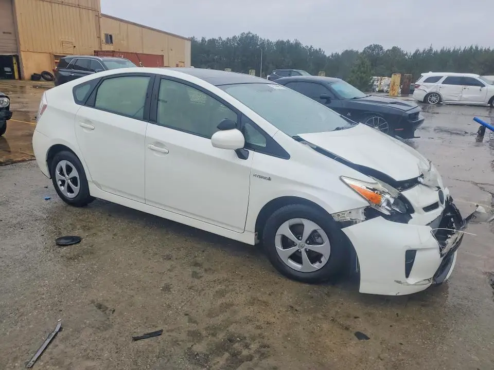 2014 TOYOTA PRIUS   