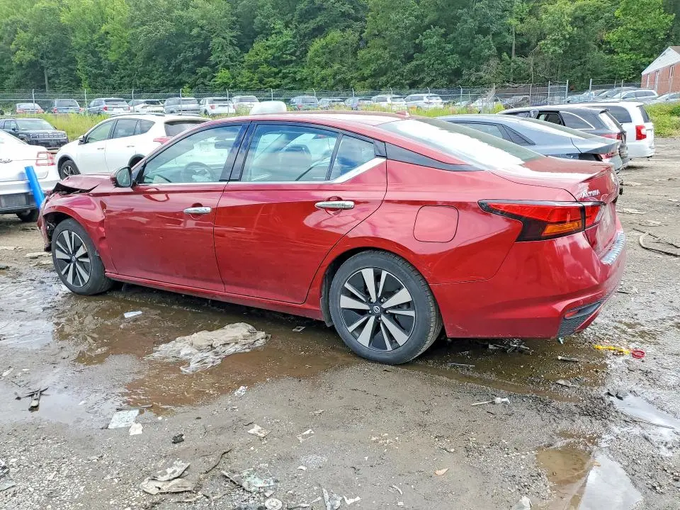 2021 NISSAN ALTIMA SL  