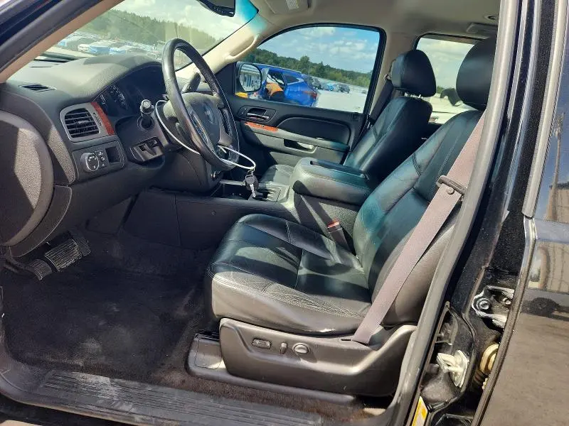 2012 GMC YUKON XL C1500 SLT  