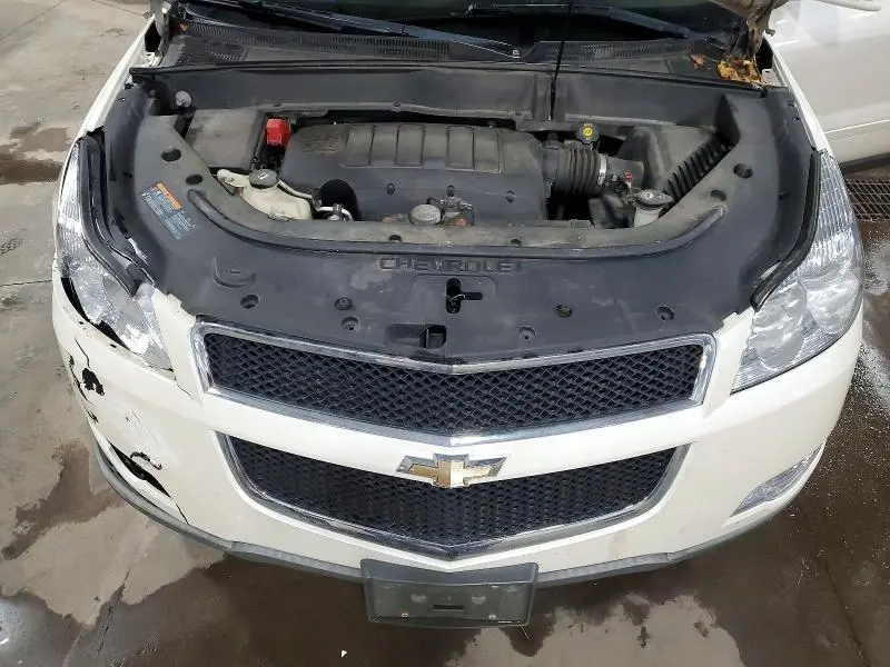 2012 CHEVROLET TRAVERSE LT  