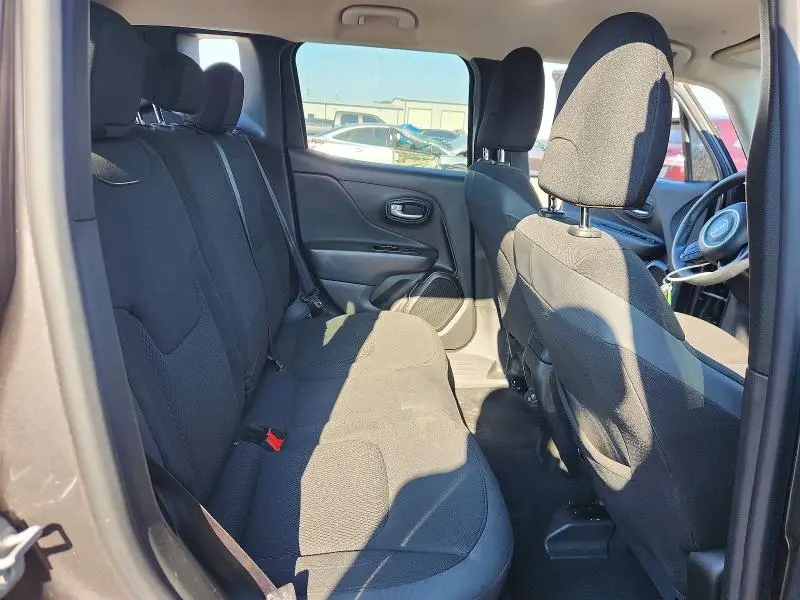 2020 JEEP RENEGADE LATITUDE  