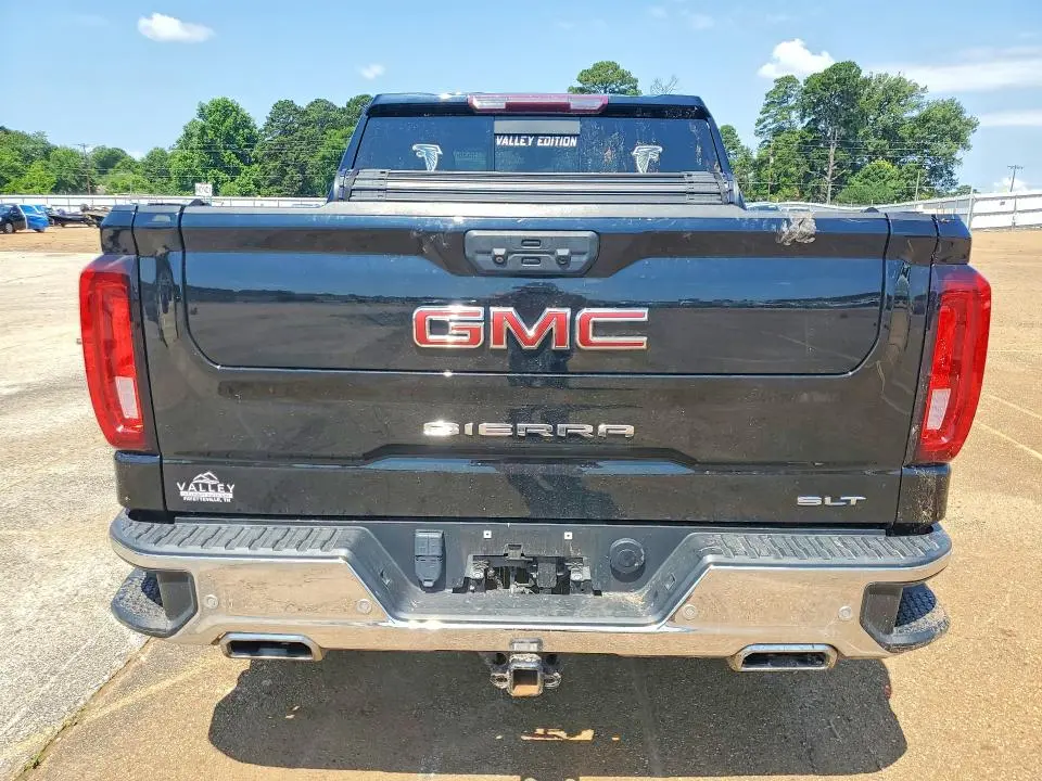 2022 GMC SIERRA K1500 SLT  
