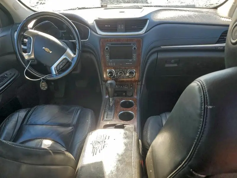 2013 CHEVROLET TRAVERSE LT  