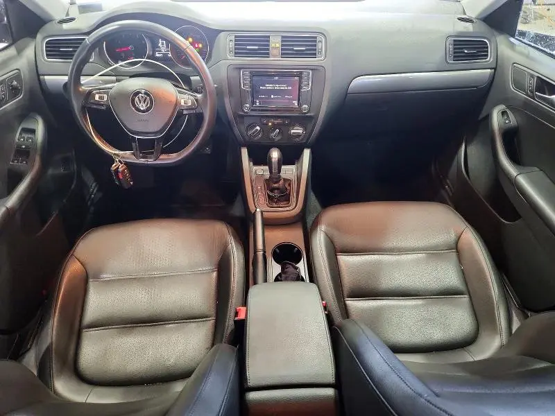 2018 VOLKSWAGEN JETTA SE  