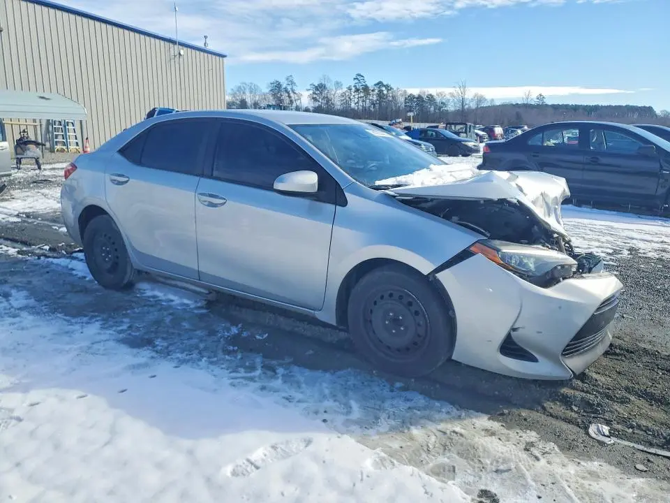 2018 TOYOTA COROLLA   
