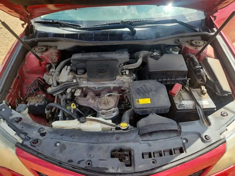 2013 TOYOTA CAMRY SE  